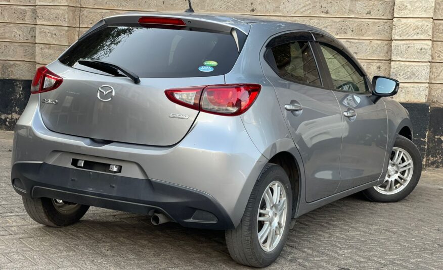 2015 Mazda Demio Newshape Grey