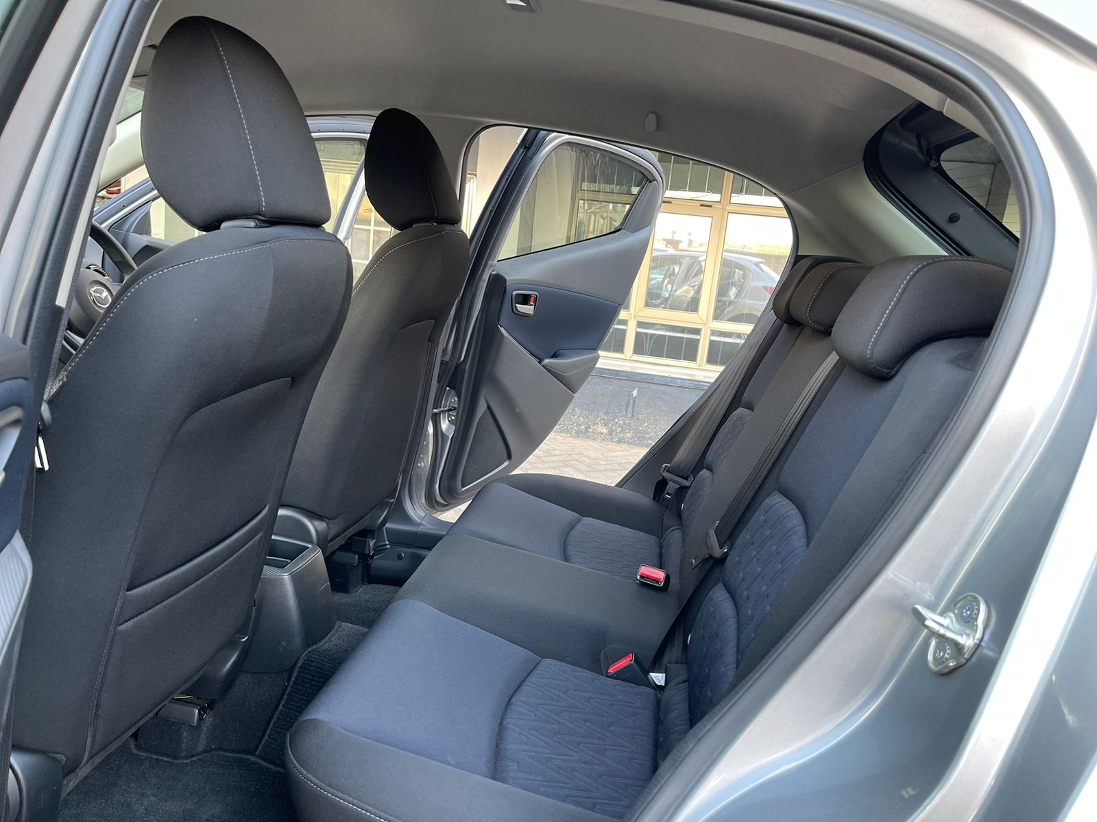 2015 Mazda Demio Newshape