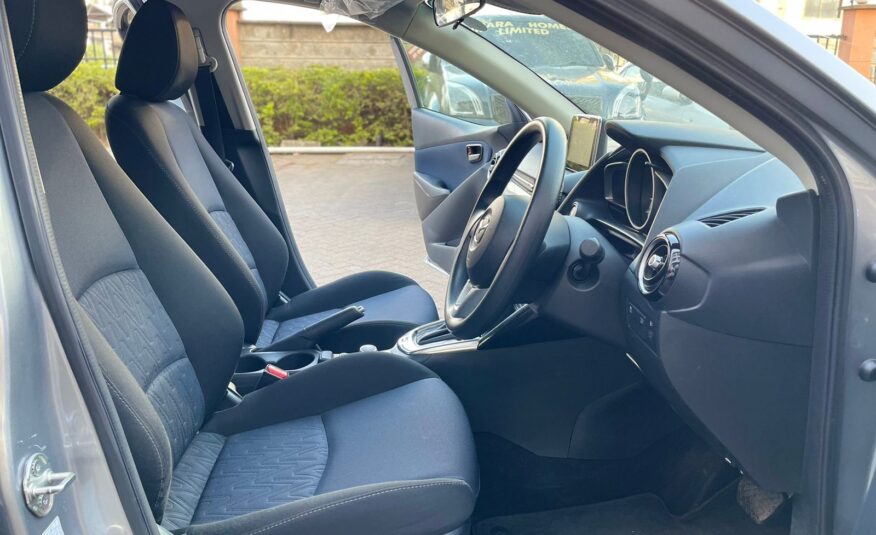 2015 Mazda Demio Newshape Grey