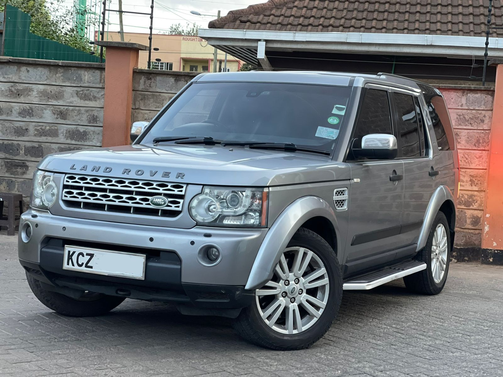 2013 Landrover Discovery 4
