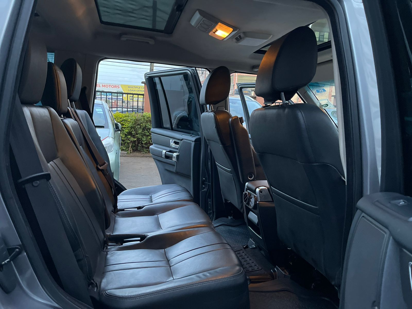 2013 Landrover Discovery 4