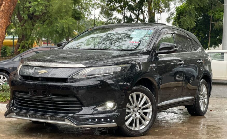 2016 Toyota Harrier Hybrid