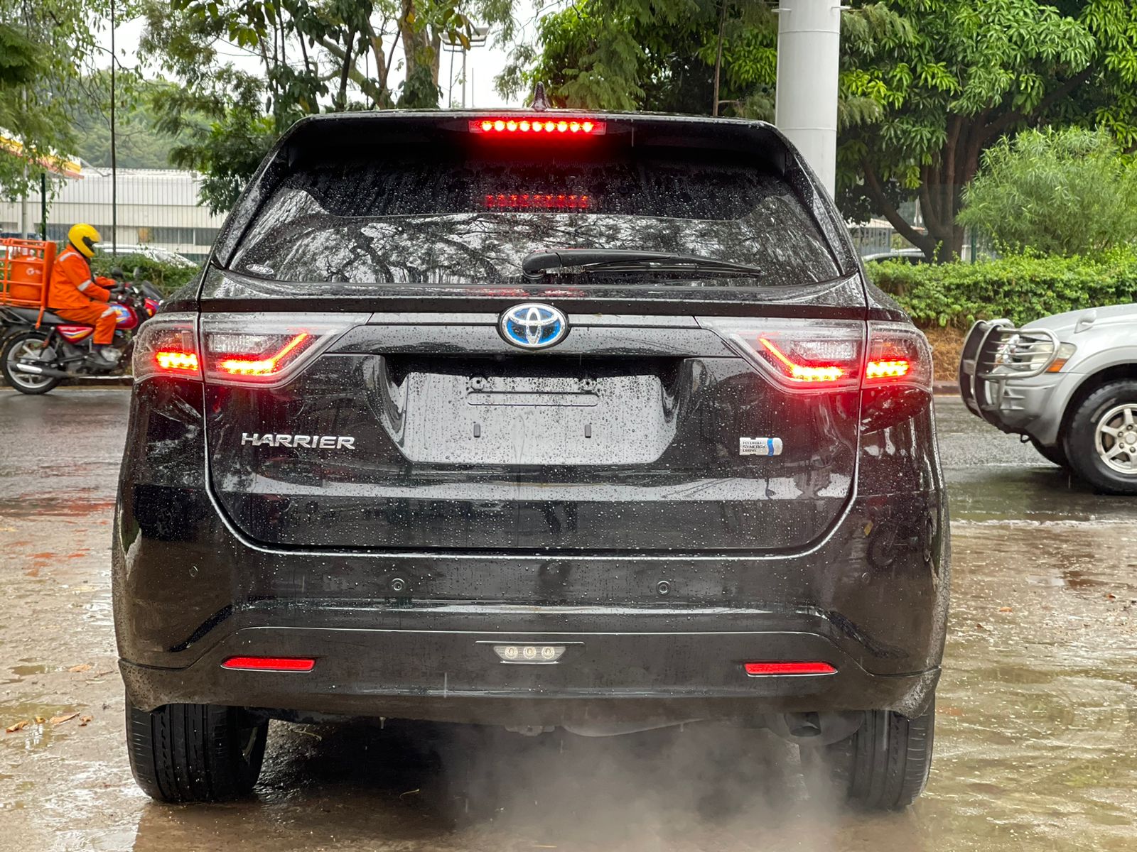 2016 Toyota Harrier Hybrid