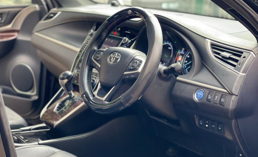 2016 Toyota Harrier Hybrid