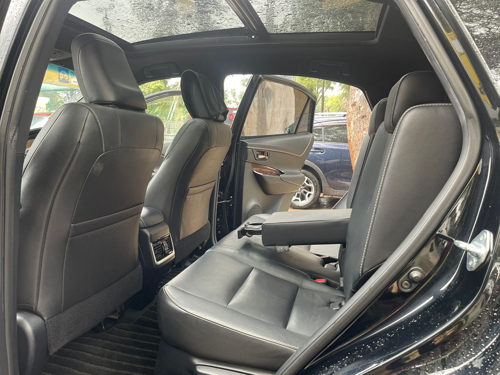 2016 Toyota Harrier Hybrid