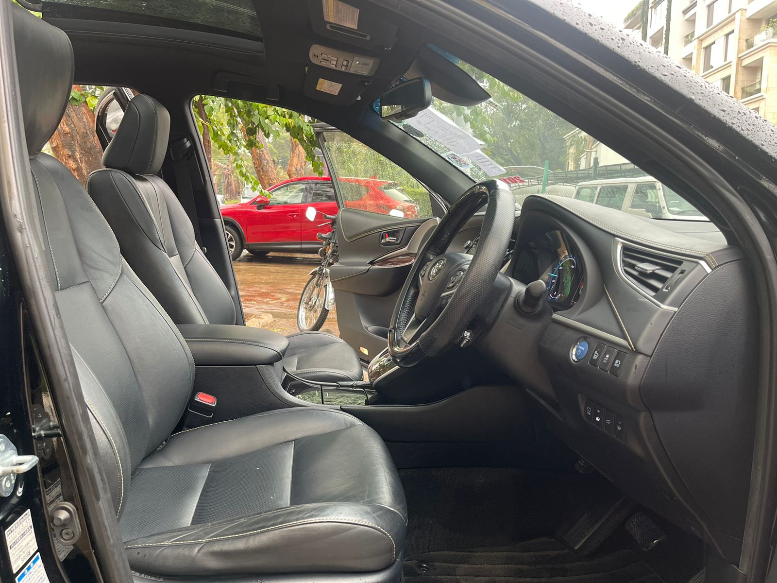 2016 Toyota Harrier Hybrid
