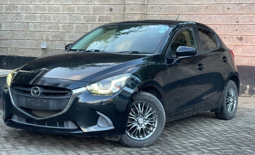 2015 Mazda Demio Newshape