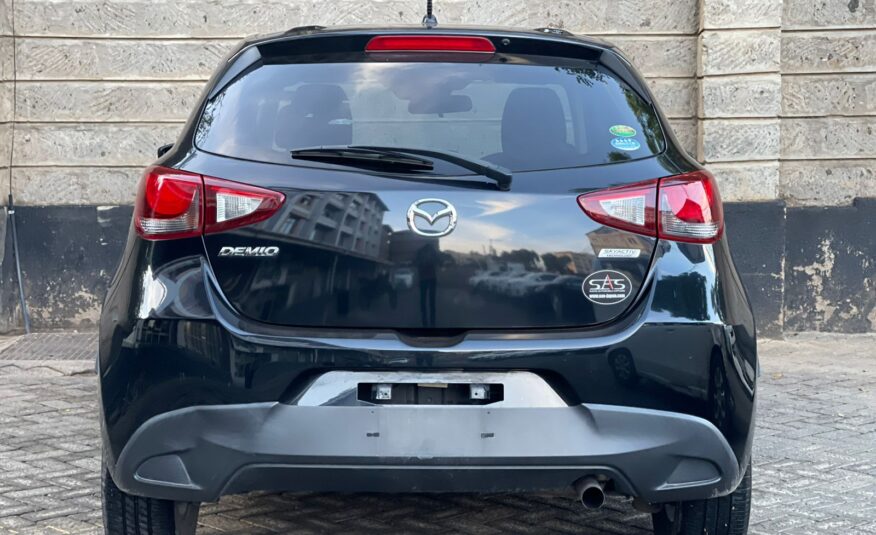 2015 Mazda Demio Newshape