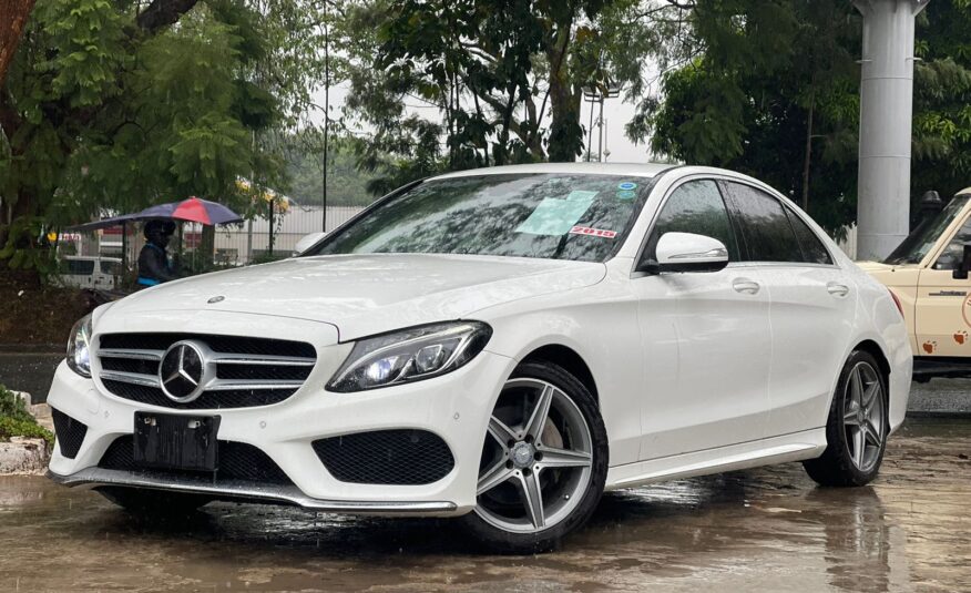 2015 Mercedes-Benz C200