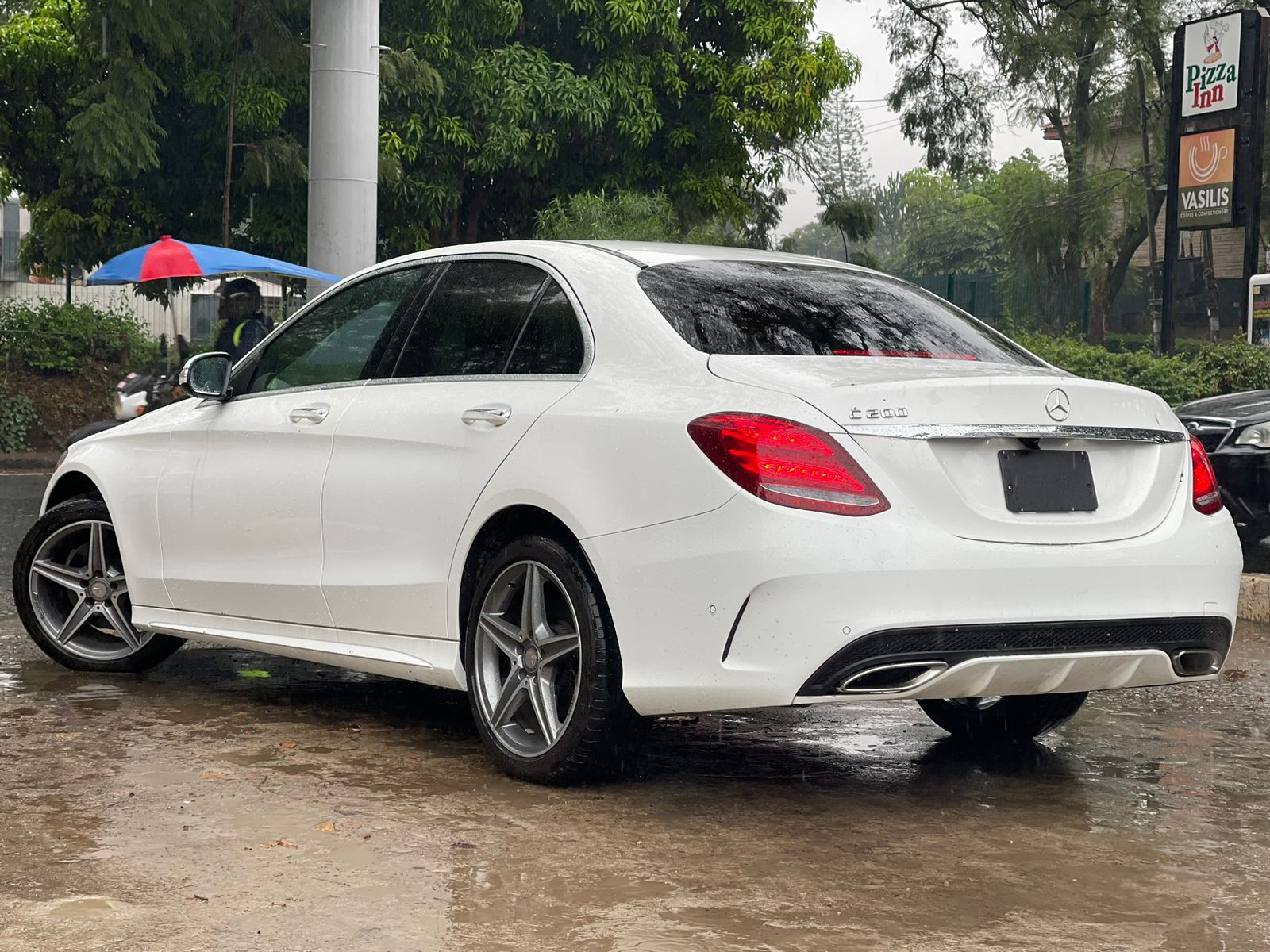 2015 Mercedes-Benz C200
