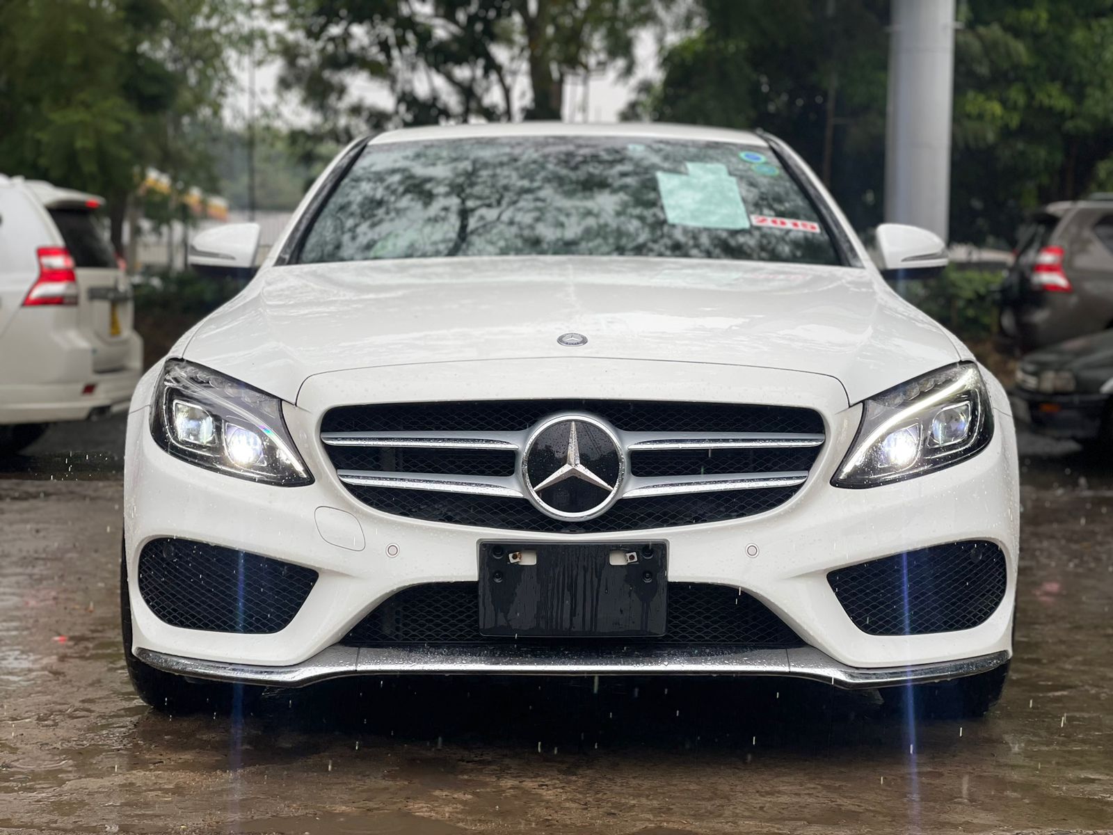 2015 Mercedes-Benz C200