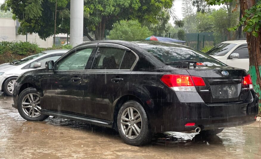 2015 Subaru Legacy B4 Black