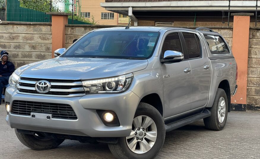 2016 Toyota Hilux D-cab Revo