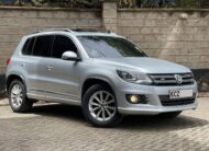 2013 Volkswagen Tiguan 2.0T R-LINE