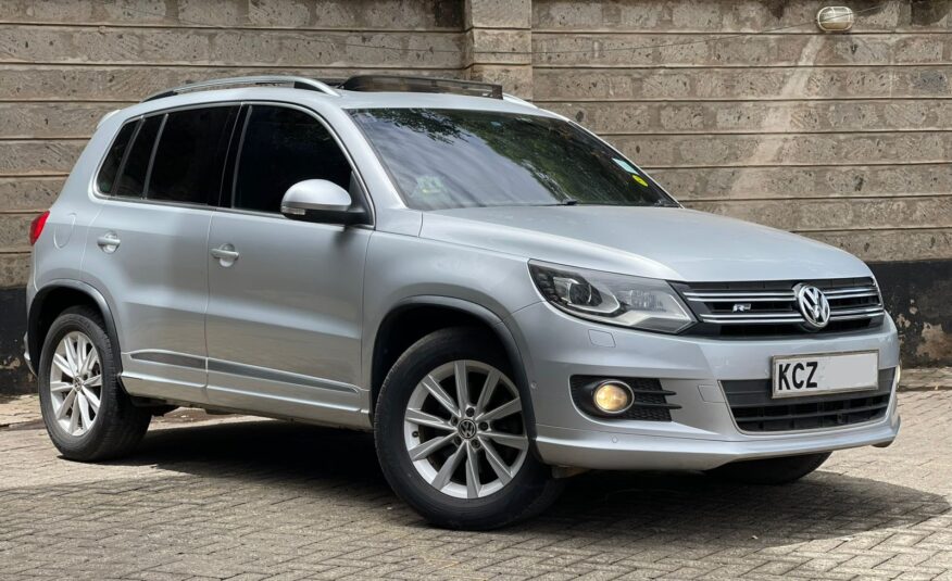 2013 Volkswagen Tiguan 2.0T R-LINE