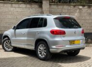 2013 Volkswagen Tiguan 2.0T R-LINE