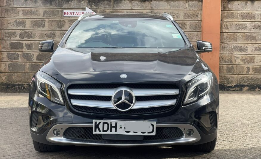 2014 Mercedes-Benz GLA250