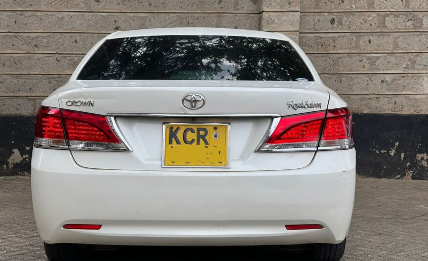 2013 Toyota Crown Royal