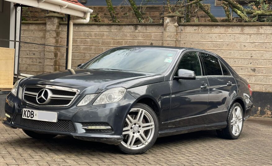 2014 Mercedes-Benz E220