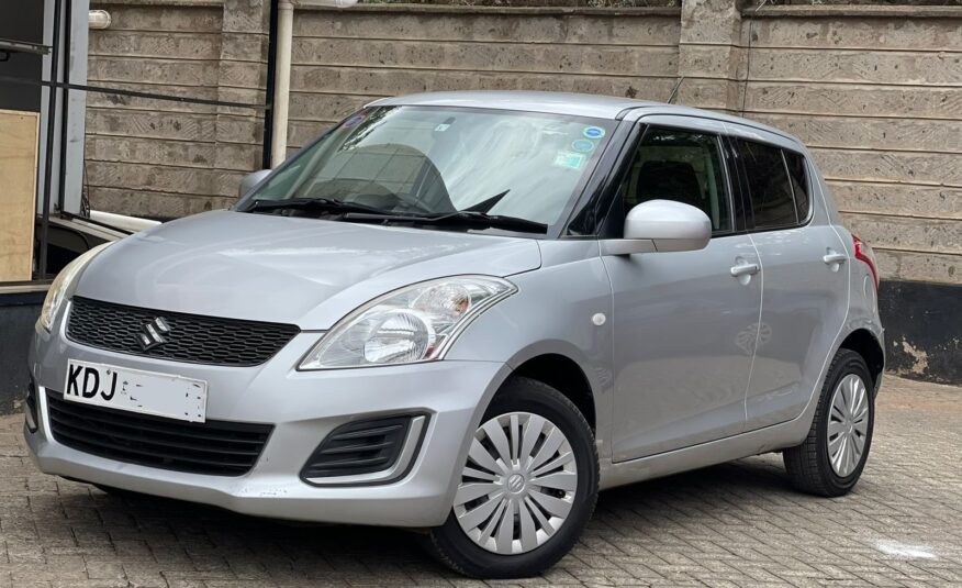 2015 Suzuki Swift Silver