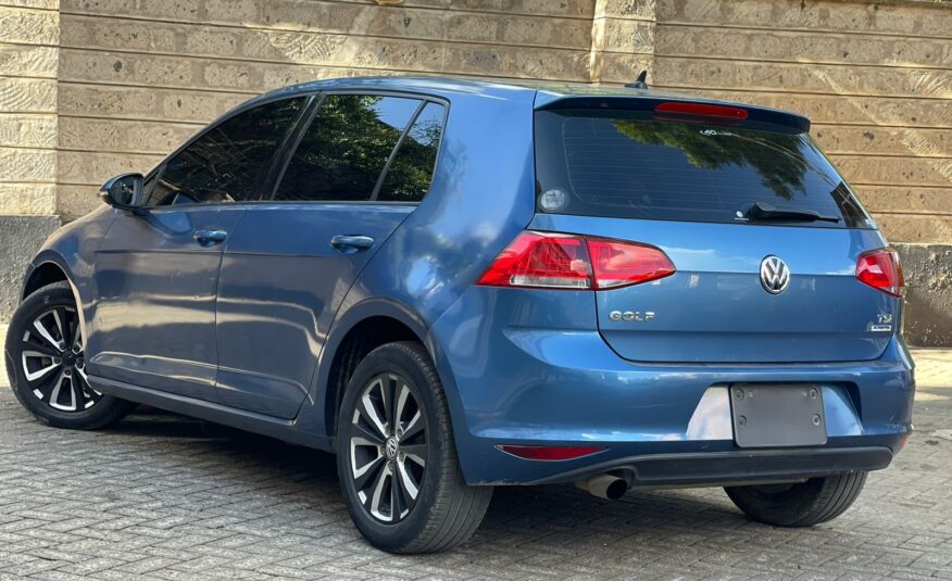 2015 Volkswagen Golf TSI