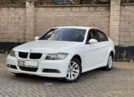 2008 BMW 320i