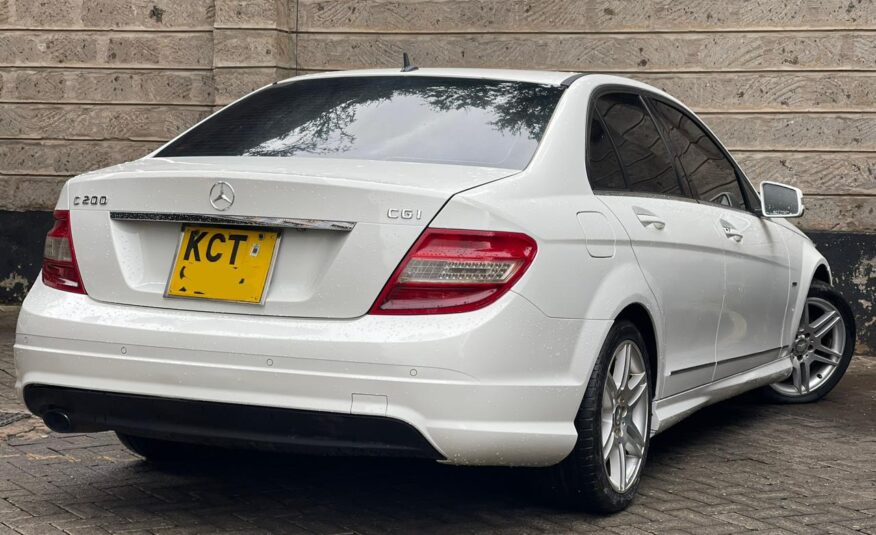 2011 Mercedes-Benz C200 CGI