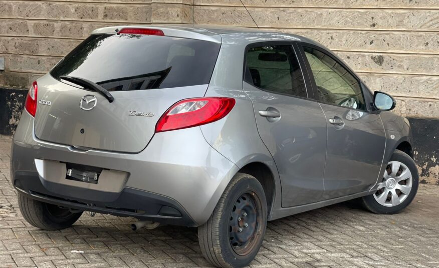 2015 Mazda Demio