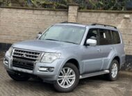 2017 Mitsubishi Pajero Sunroof