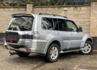 2017 Mitsubishi Pajero Sunroof