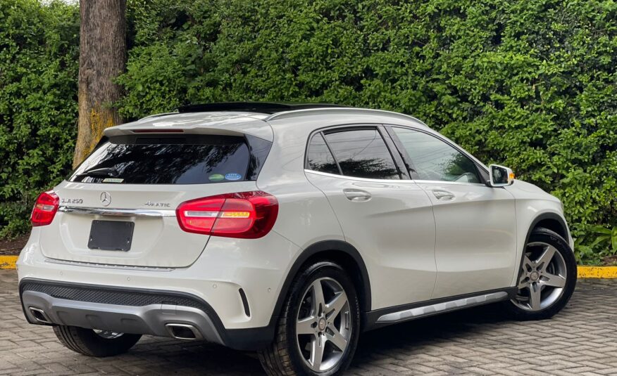 2016 Mercedes-Benz GLA250 4MATIC