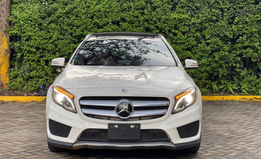 2016 Mercedes-Benz GLA250 4MATIC