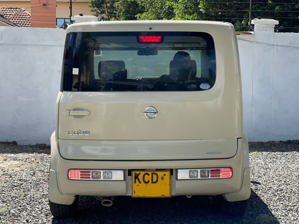 2008 Nissan Cube - Reliable cars under 500k in Kenya