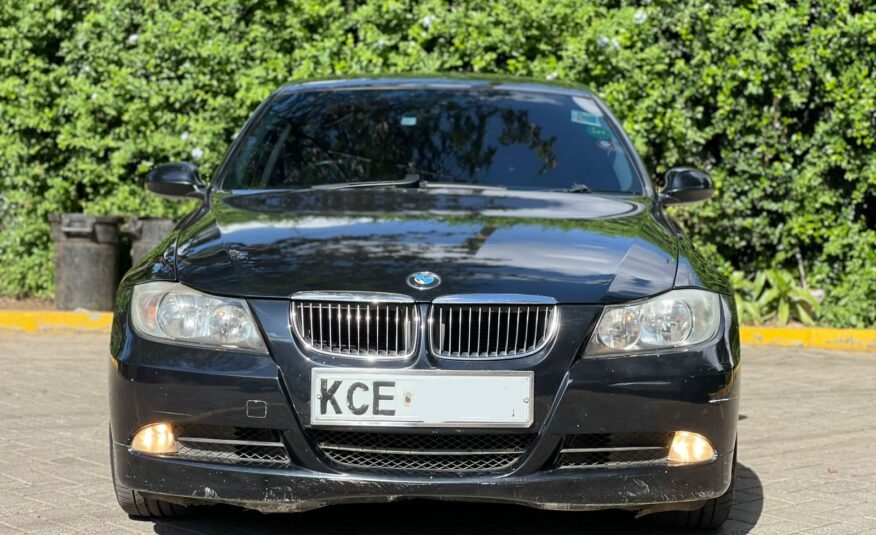 2009 BMW 323i