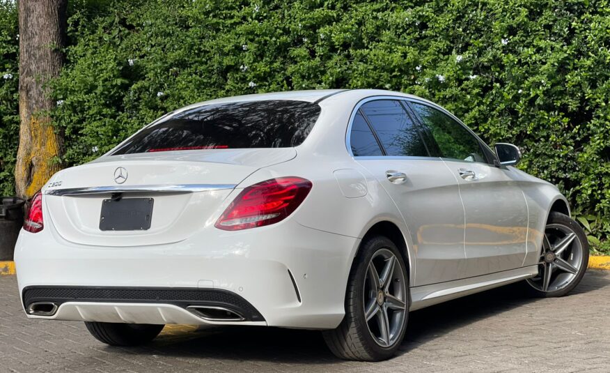 2015 Mercedes-Benz C200