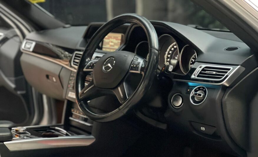 2015 Mercedes Benz E200