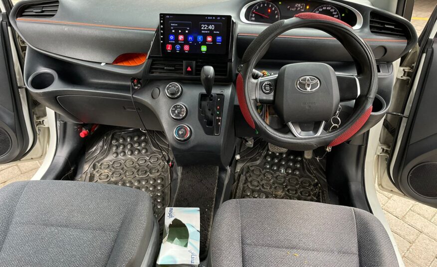 2015 Toyota Sienta