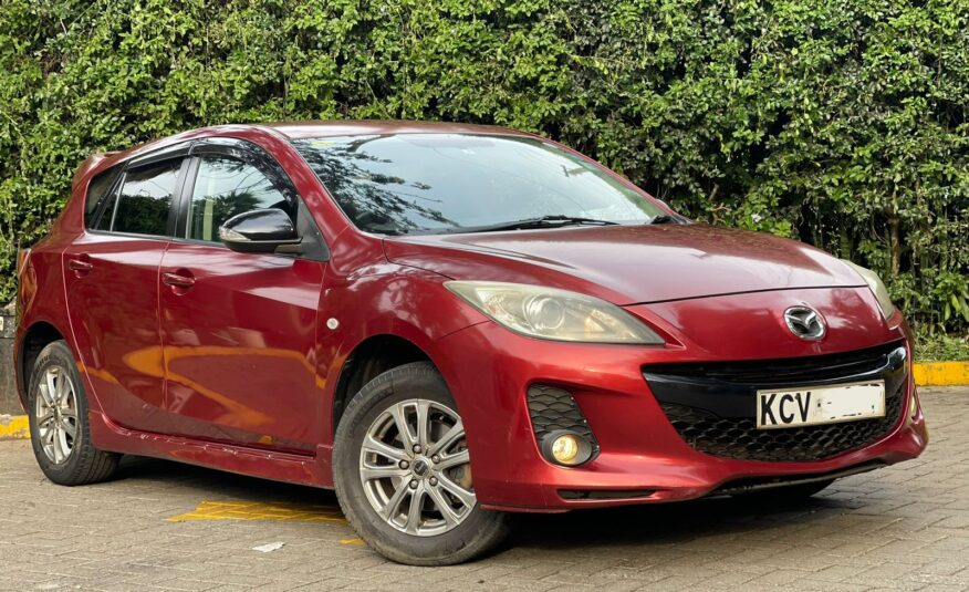 2012 Mazda Axela
