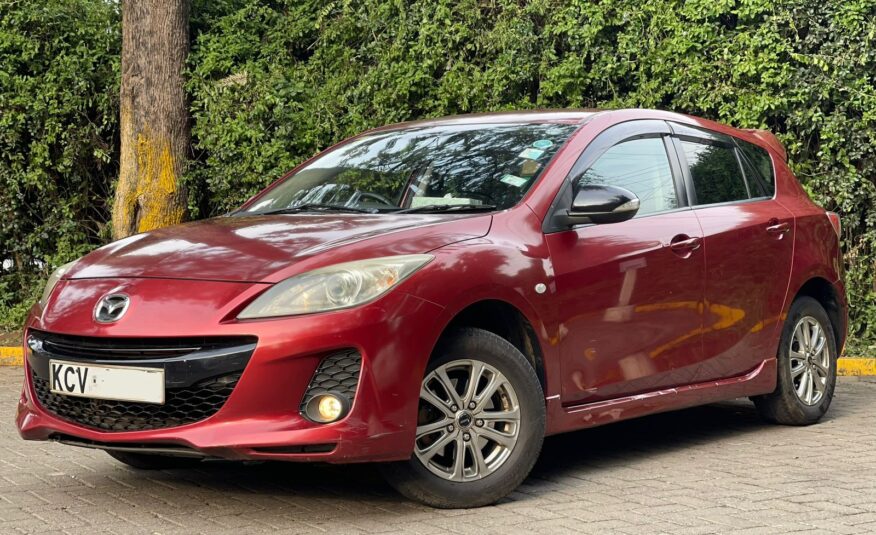 2012 Mazda Axela