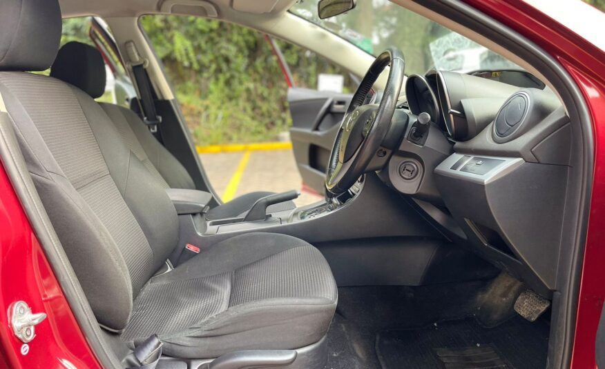 2012 Mazda Axela