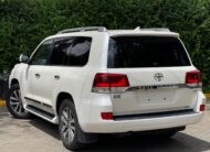 2016 Toyota Landcruiser V8 ZX