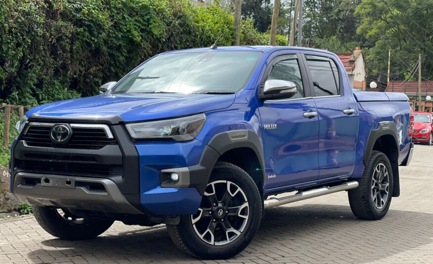 2017 Toyota Hilux INVINCIBLE