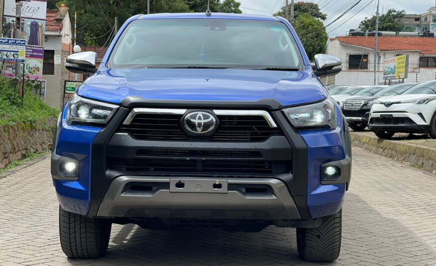 2017 Toyota Hilux INVINCIBLE