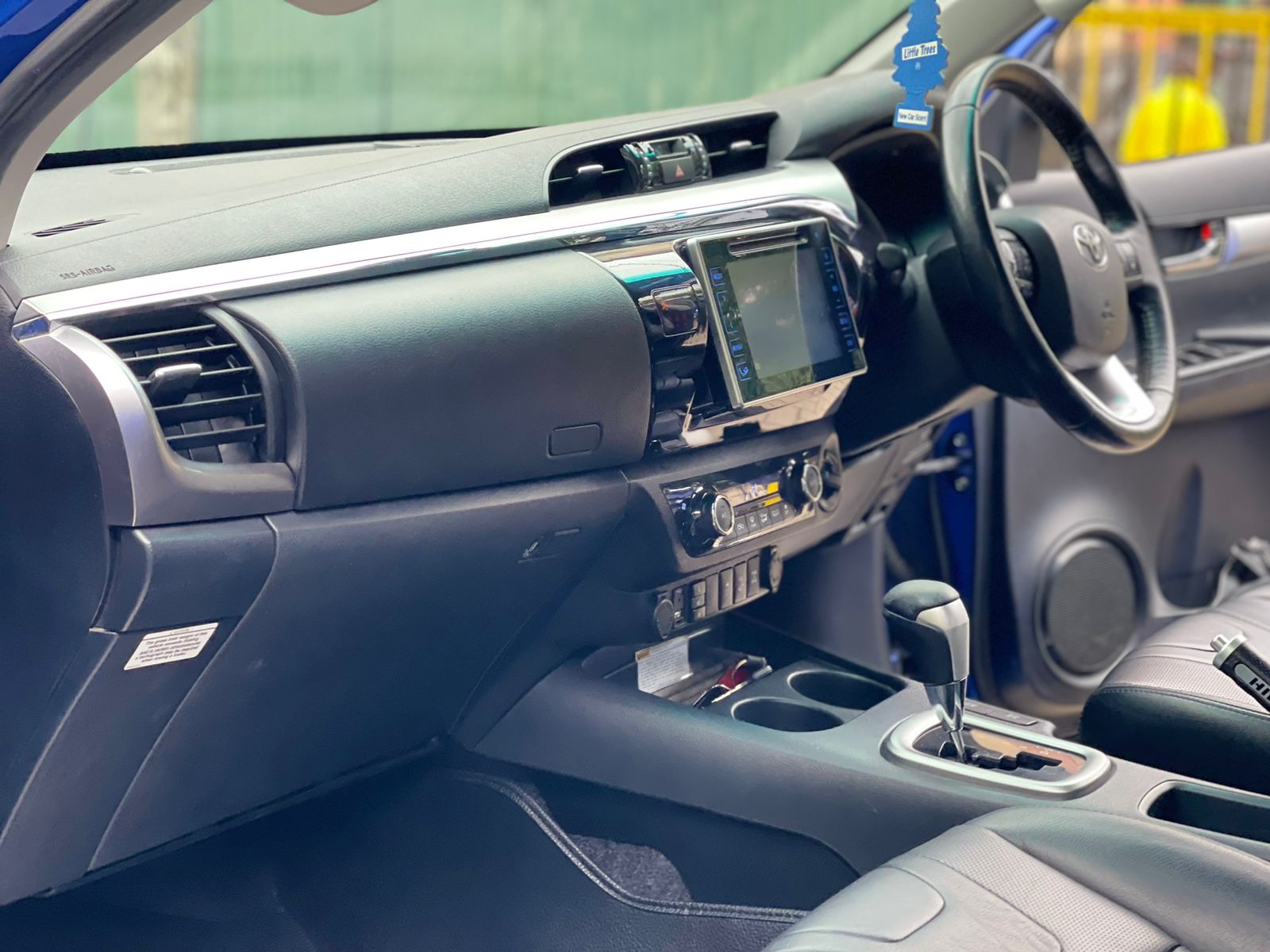 2017 Toyota Hilux INVINCIBLE