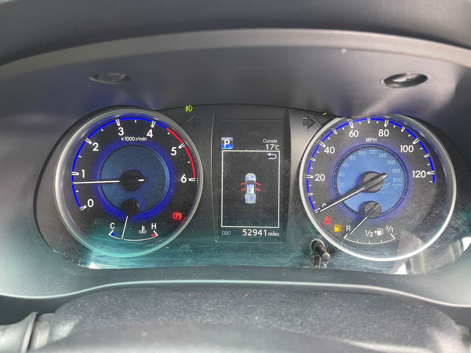 2017 Toyota Hilux INVINCIBLE