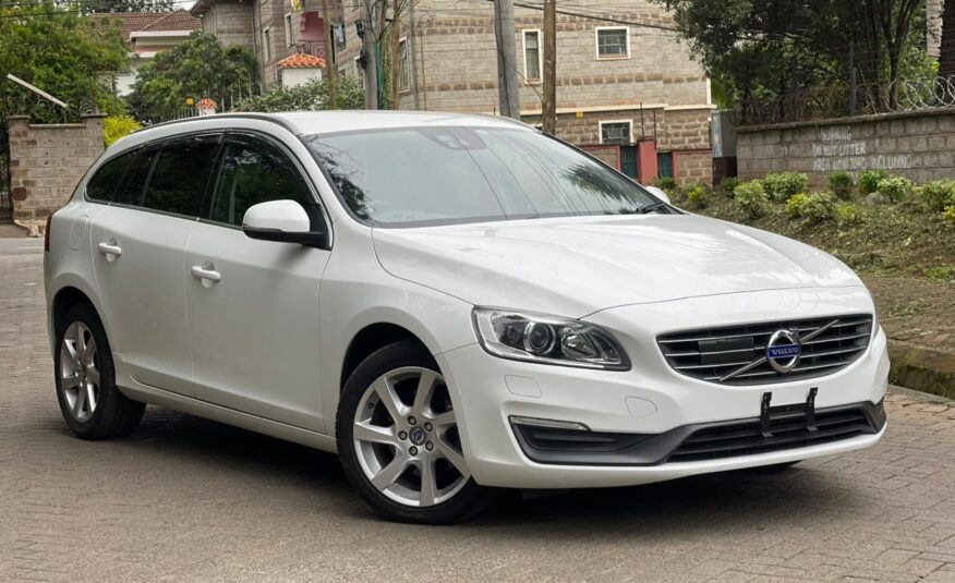 2015 Volvo V60 T4