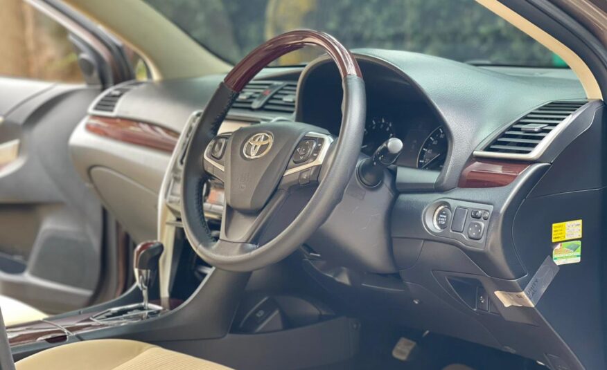 2016 Toyota Premio