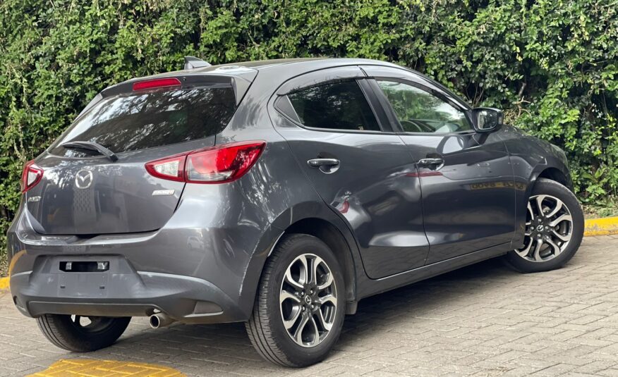 2016 Mazda Demio