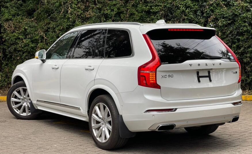 2016 Volvo XC90 T6