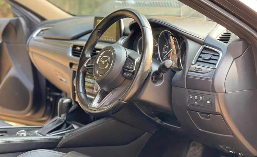 2016 Mazda Atenza